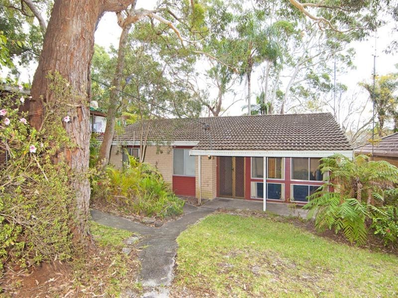 10 Yaruga Street, Bateau Bay NSW 2261