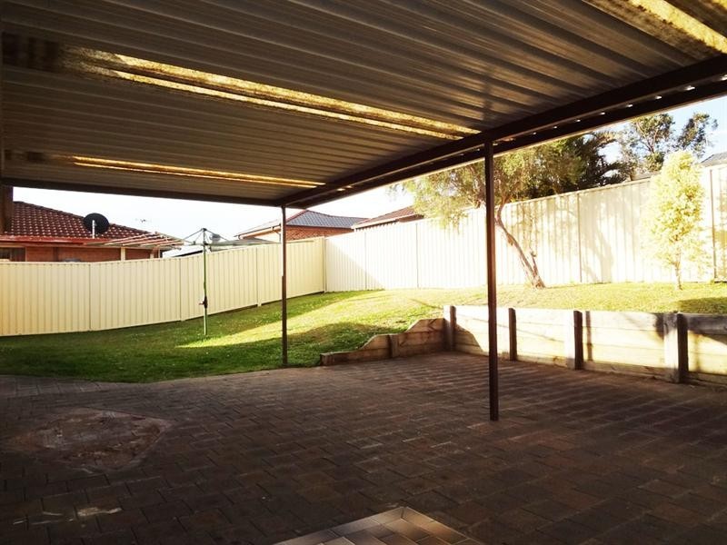 50 Sir Joseph Banks Drive, Bateau Bay NSW 2261