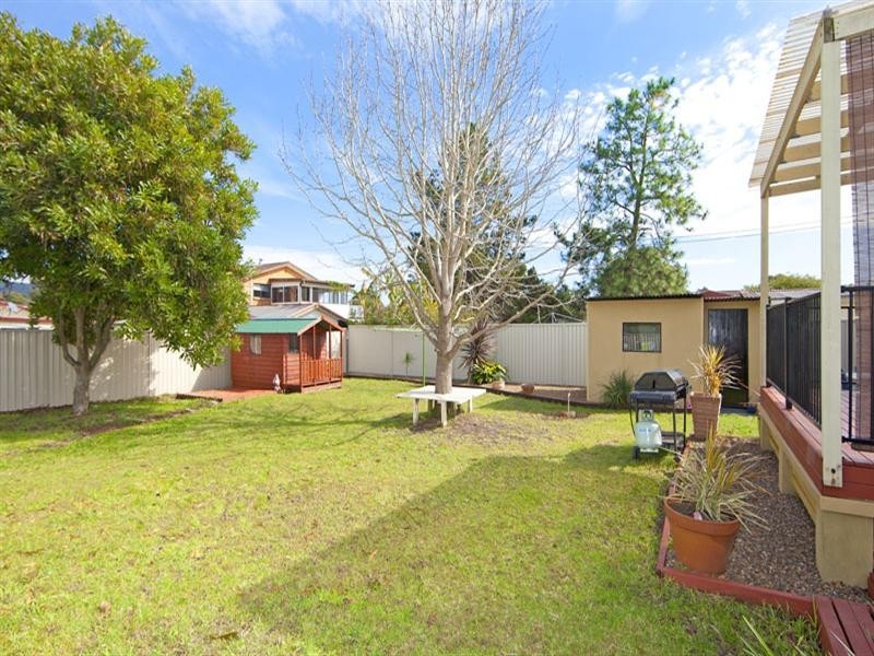 96 George Evans Road, Killarney Vale NSW 2261