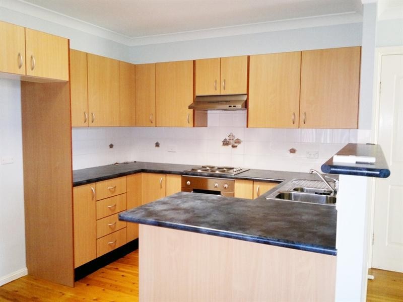 24 Germaine Avenue, Bateau Bay NSW 2261