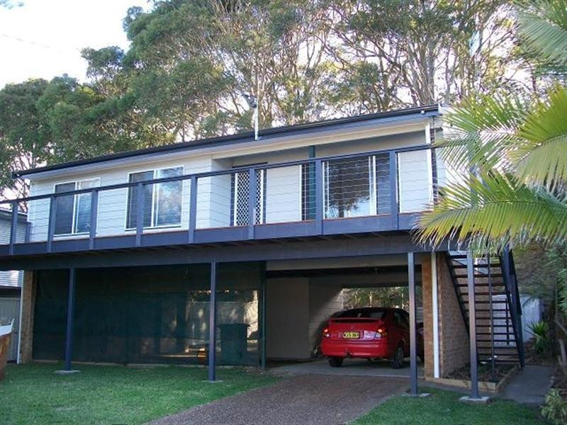 266 Lakedge Avenue, Berkeley Vale NSW 2261