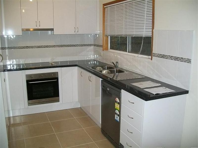 266 Lakedge Avenue, Berkeley Vale NSW 2261