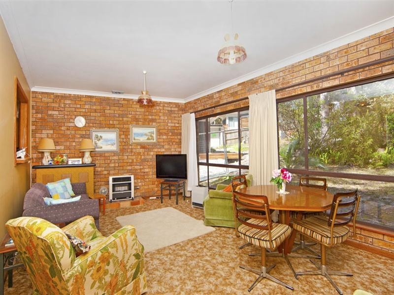 19 Norahview Street, Bateau Bay NSW 2261