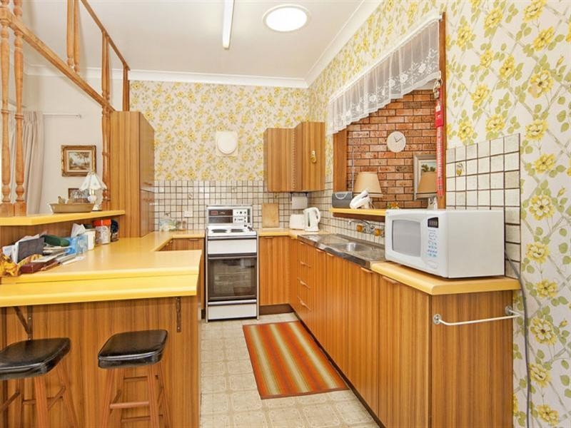 19 Norahview Street, Bateau Bay NSW 2261