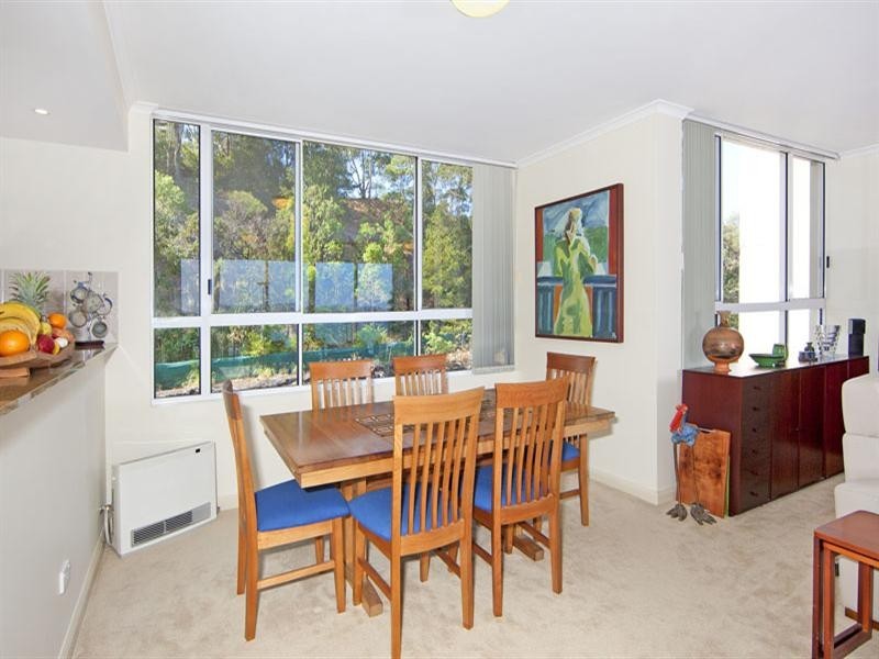 805/97-99 John Whiteway Drive, Gosford NSW 2250