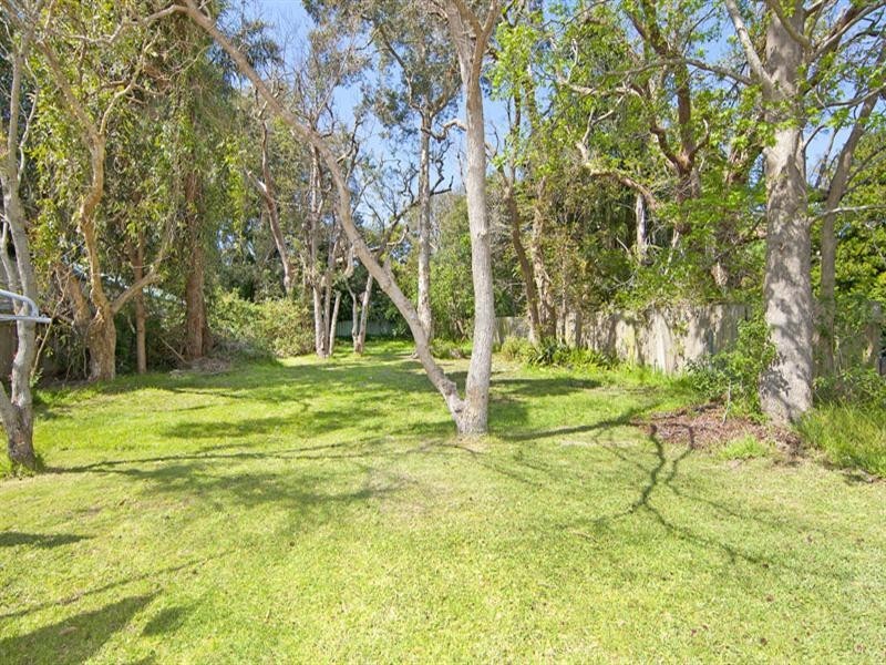 27 Malkana Avenue, Forresters Beach NSW 2260