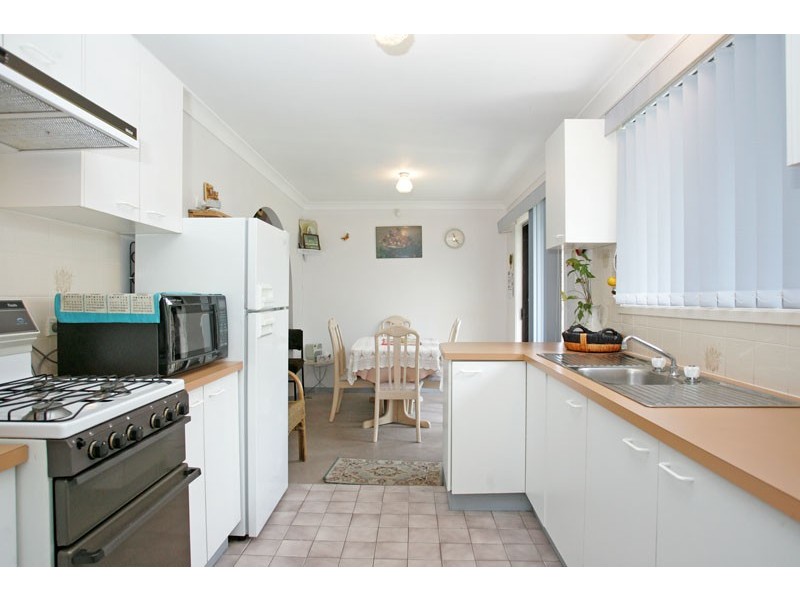 20 Debra Anne Drive, Bateau Bay NSW 2261