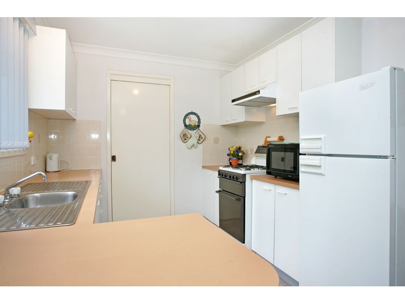 20 Debra Anne Drive, Bateau Bay NSW 2261