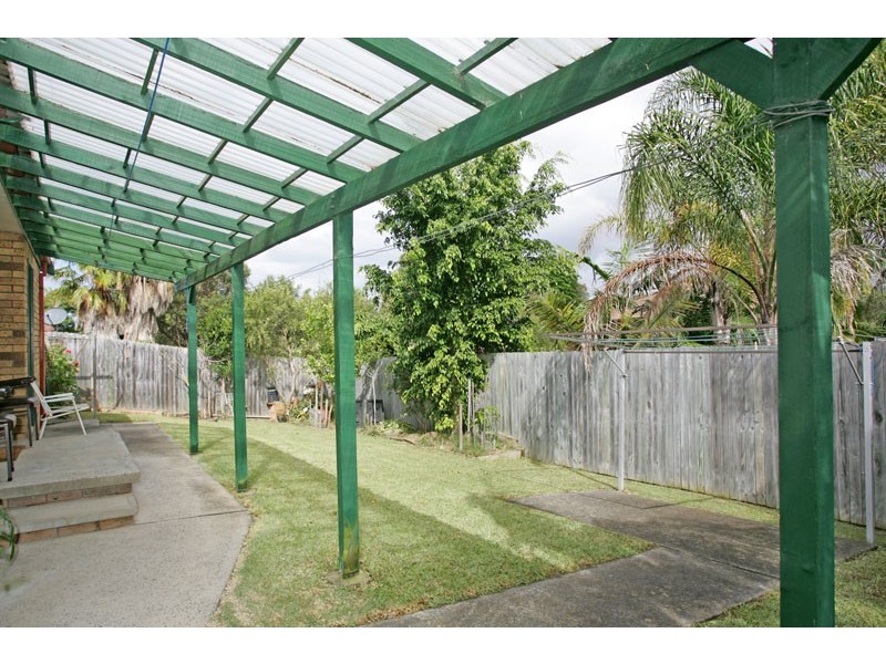 20 Debra Anne Drive, Bateau Bay NSW 2261