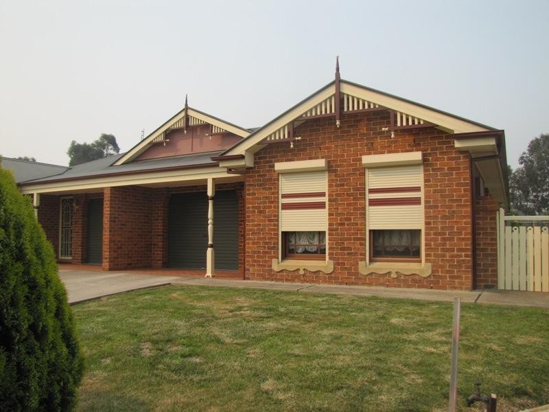 38B Freestone Way, Bathurst NSW 2795