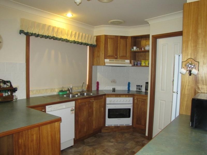 38B Freestone Way, Bathurst NSW 2795