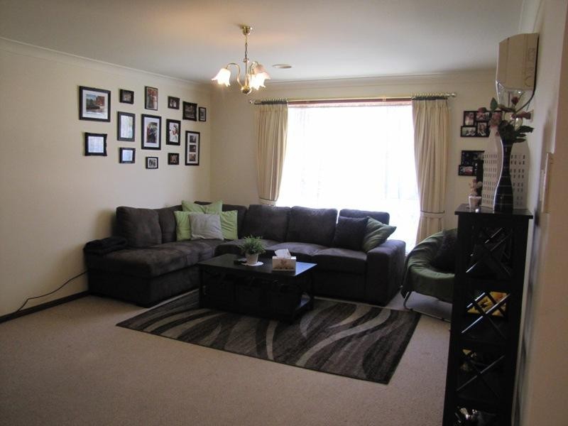 38B Freestone Way, Bathurst NSW 2795