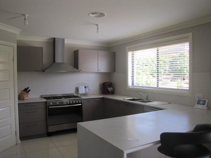 Laffing Waters NSW 2795