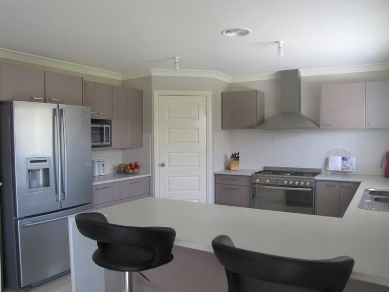 Laffing Waters NSW 2795