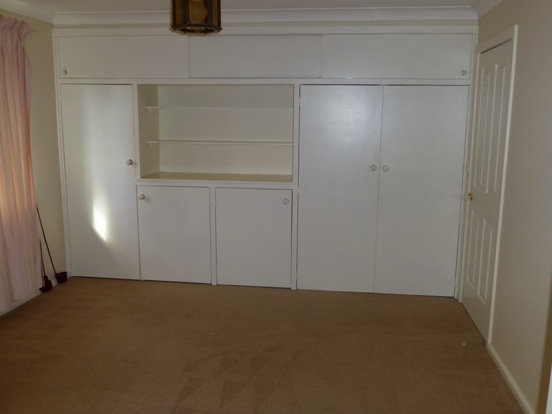 18 Uralla Circuit, Kelso NSW 2795