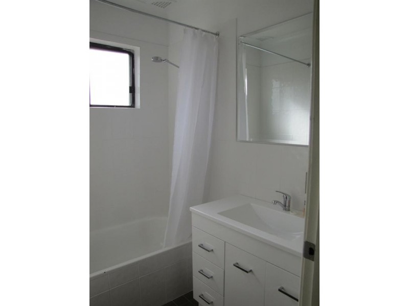 9/73 SUTTOR Street, Bathurst NSW 2795