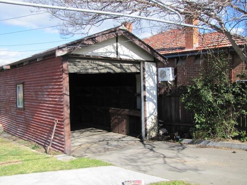 226 Piper Street, Bathurst NSW 2795