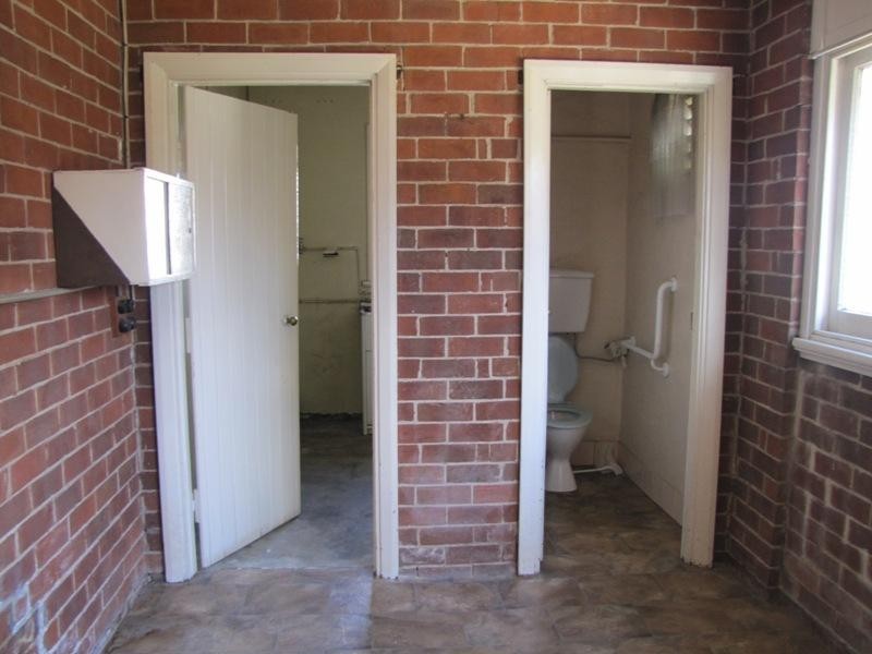 226 Piper Street, Bathurst NSW 2795