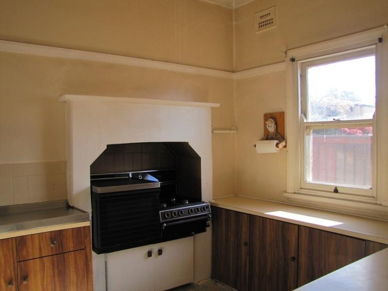 226 Piper Street, Bathurst NSW 2795