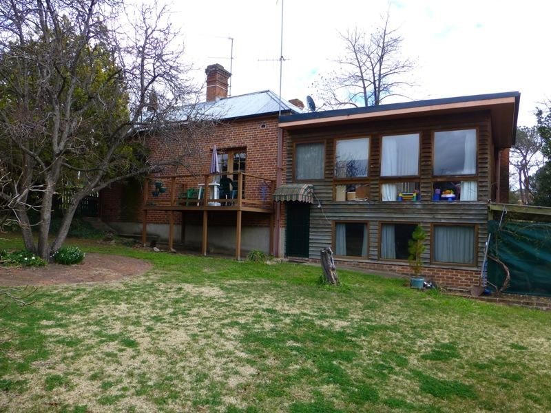 359 Howick Street, Bathurst NSW 2795
