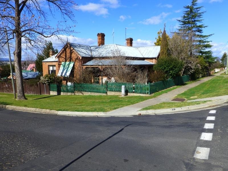 359 Howick Street, Bathurst NSW 2795