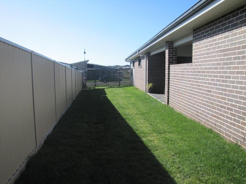 22 Mendel Drive, Kelso NSW 2795