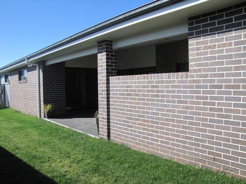 22 Mendel Drive, Kelso NSW 2795