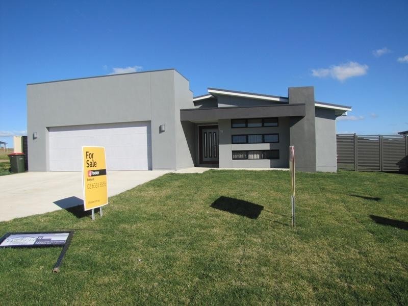 22 Mendel Drive, Kelso NSW 2795