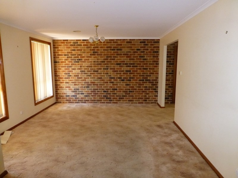 82 Osborne Avenue, Bathurst NSW 2795