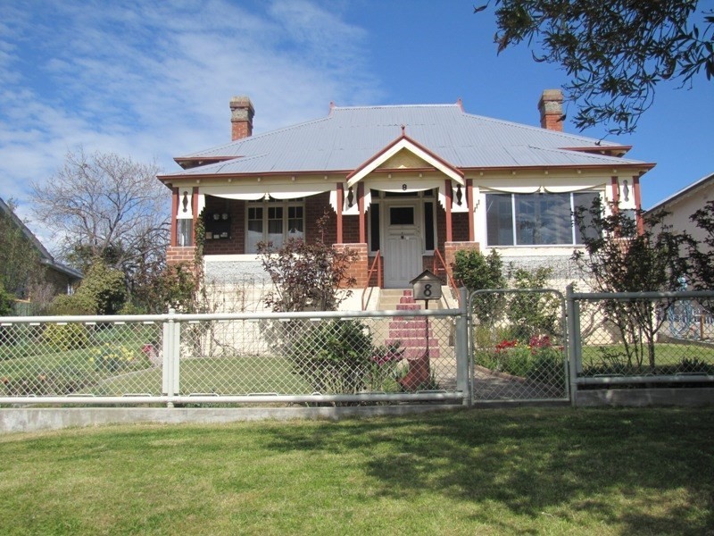 8 Spencer Street, Bathurst NSW 2795