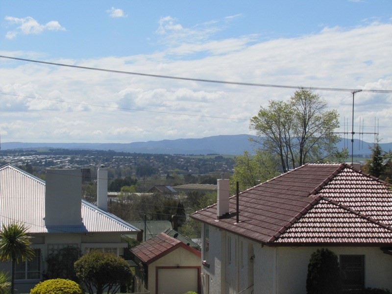 8 Spencer Street, Bathurst NSW 2795