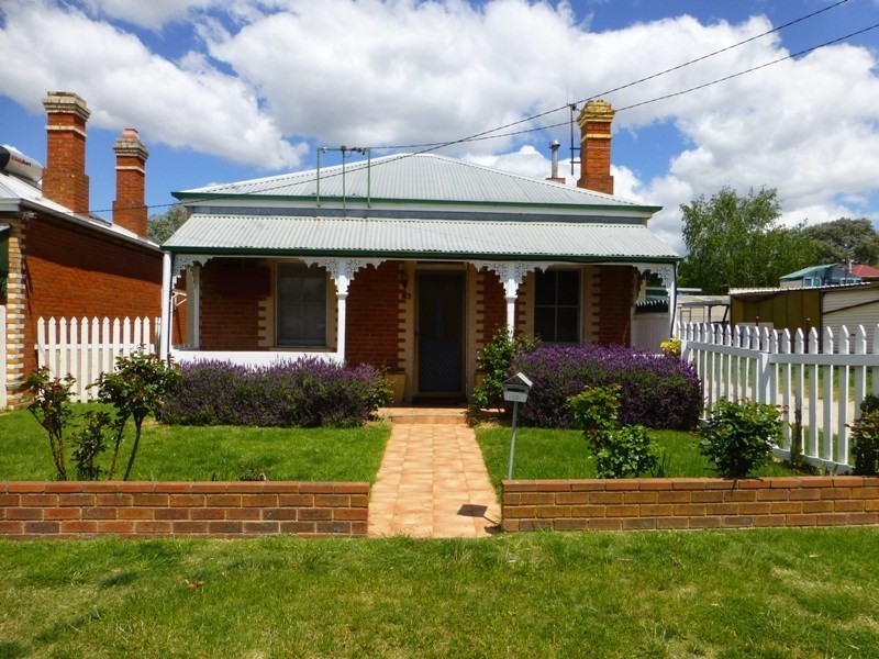 10 Logan Street, South Bathurst NSW 2795