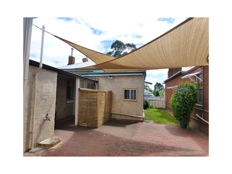 10 Logan Street, South Bathurst NSW 2795