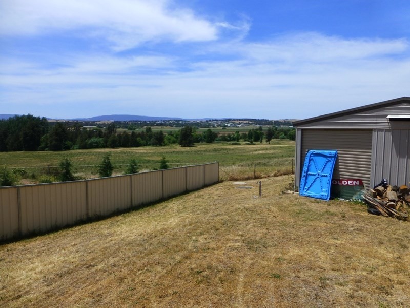 16 Dees Close, Gormans Hill NSW 2795