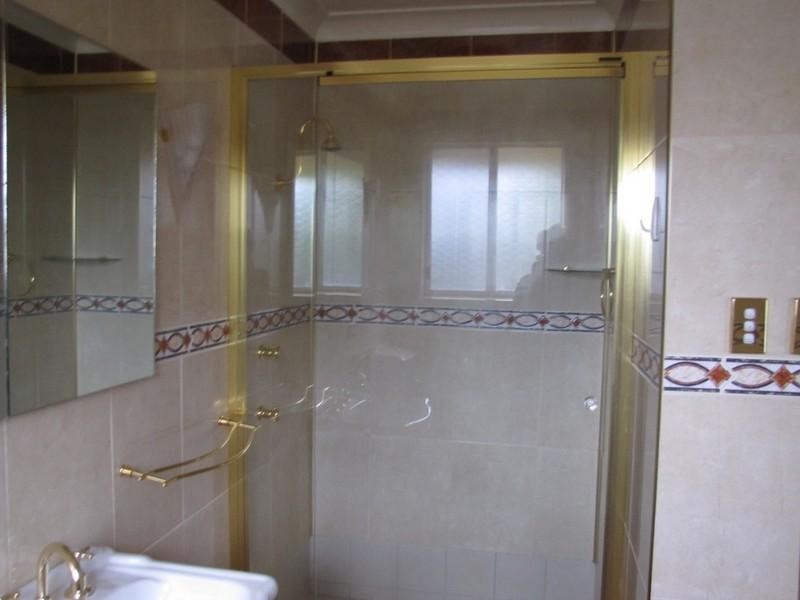 8 Beavis Place, Bathurst NSW 2795