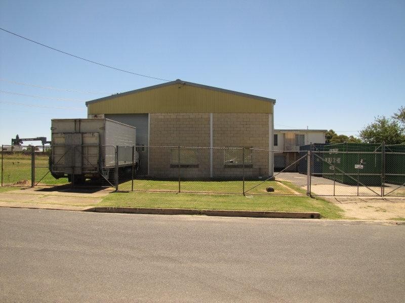 65 Carlingford Street, Bathurst NSW 2795