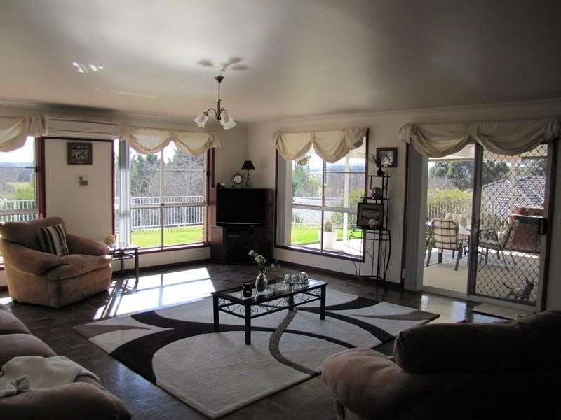 4 Cherrywood Crescent, Llanarth NSW 2795