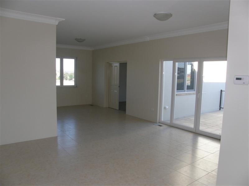 66 Illumba Way, Kelso NSW 2795