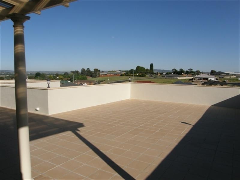 66 Illumba Way, Kelso NSW 2795