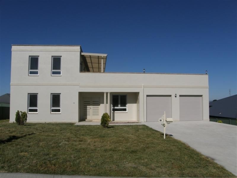 66 Illumba Way, Kelso NSW 2795