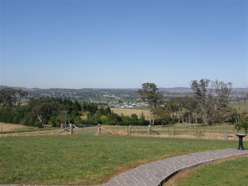 Laffing Waters NSW 2795