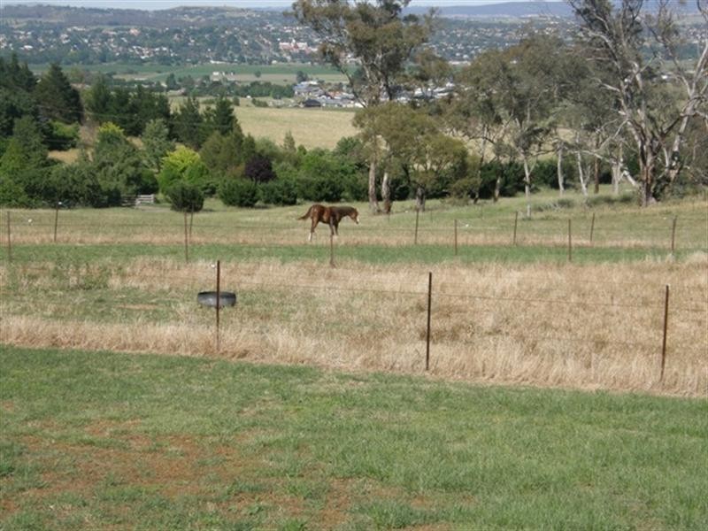 Laffing Waters NSW 2795