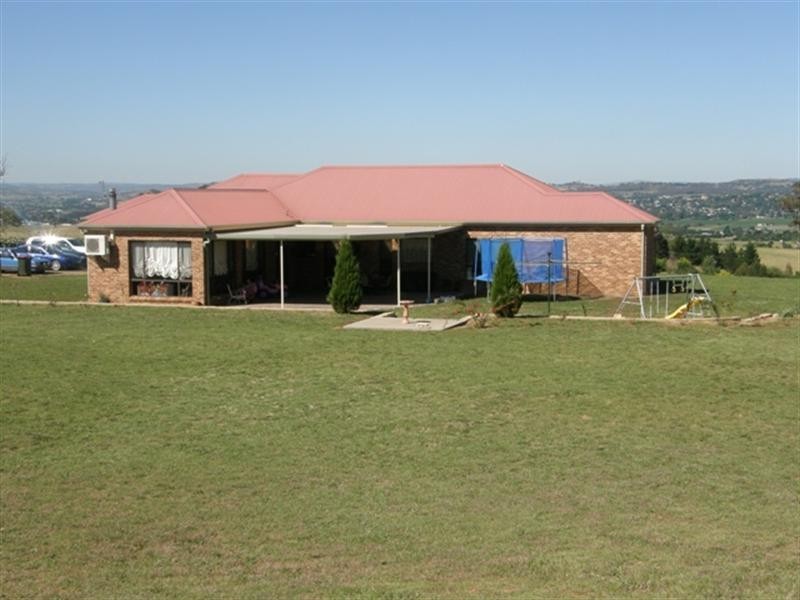 Laffing Waters NSW 2795