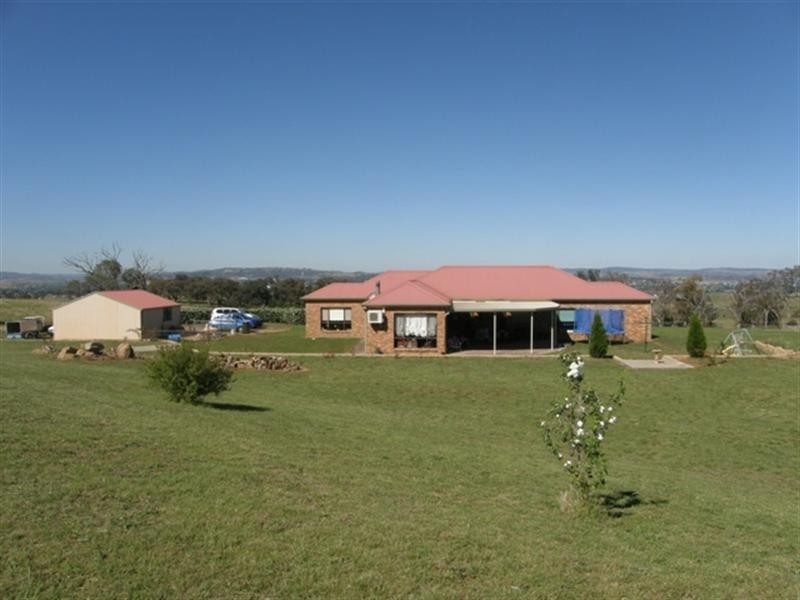 Laffing Waters NSW 2795