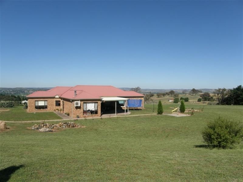 Laffing Waters NSW 2795