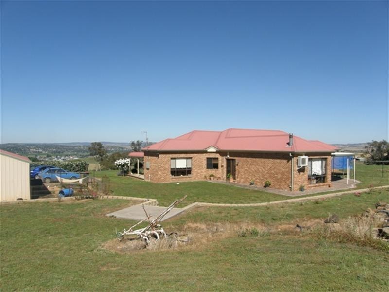 Laffing Waters NSW 2795