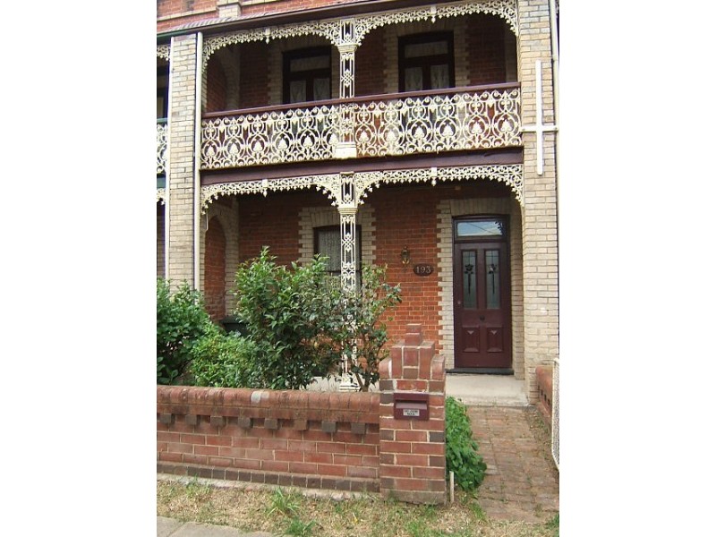 193 PIPER Street, Bathurst NSW 2795
