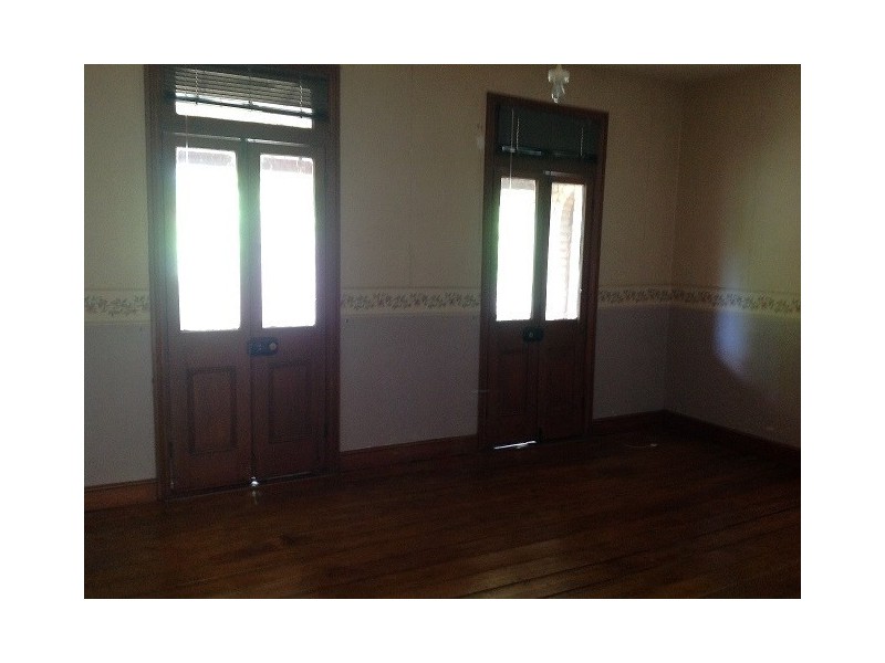 193 PIPER Street, Bathurst NSW 2795