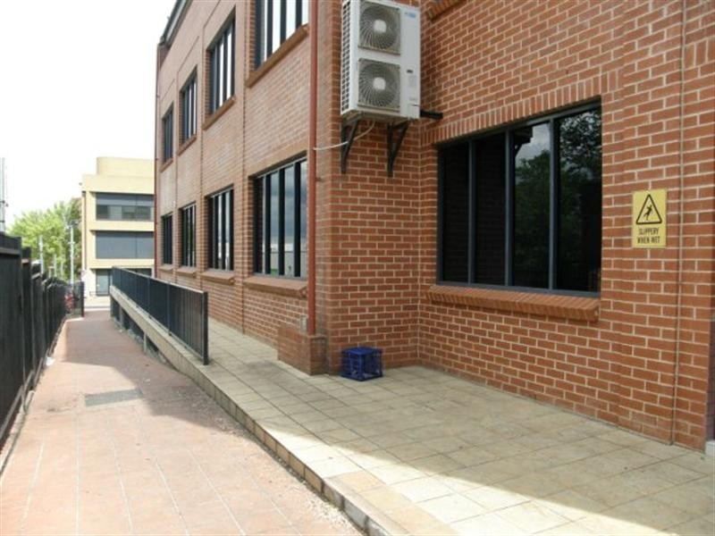 Ground Flr 108 William, Bathurst NSW 2795