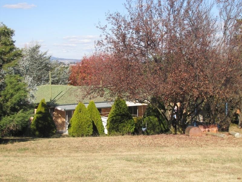 43 Rayburn Drive, Bathurst NSW 2795